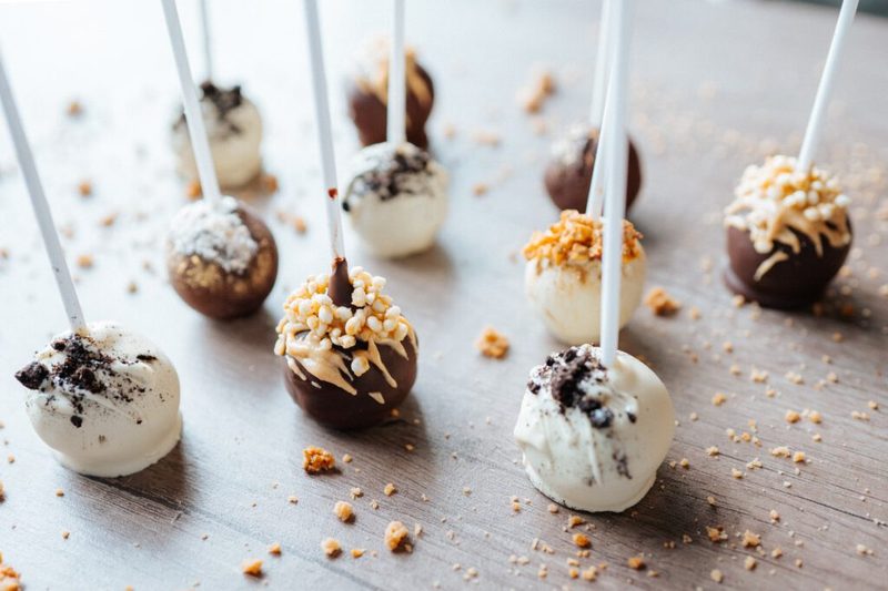 Keto Cake Pops Schokolade von FitCake Berlin – ohne Zuckerzusatz